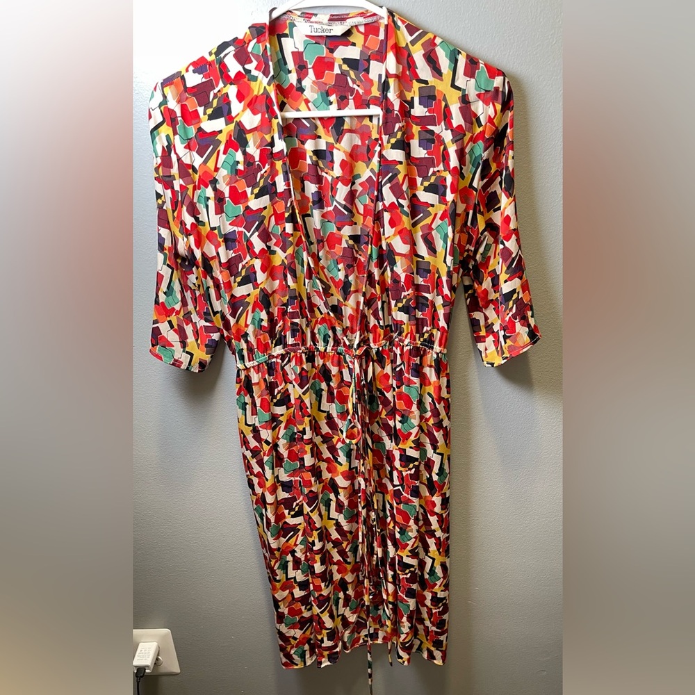 Tucker Women's Silk Wrap Dress 1/2 Sleeve‎ Artsy Size Small